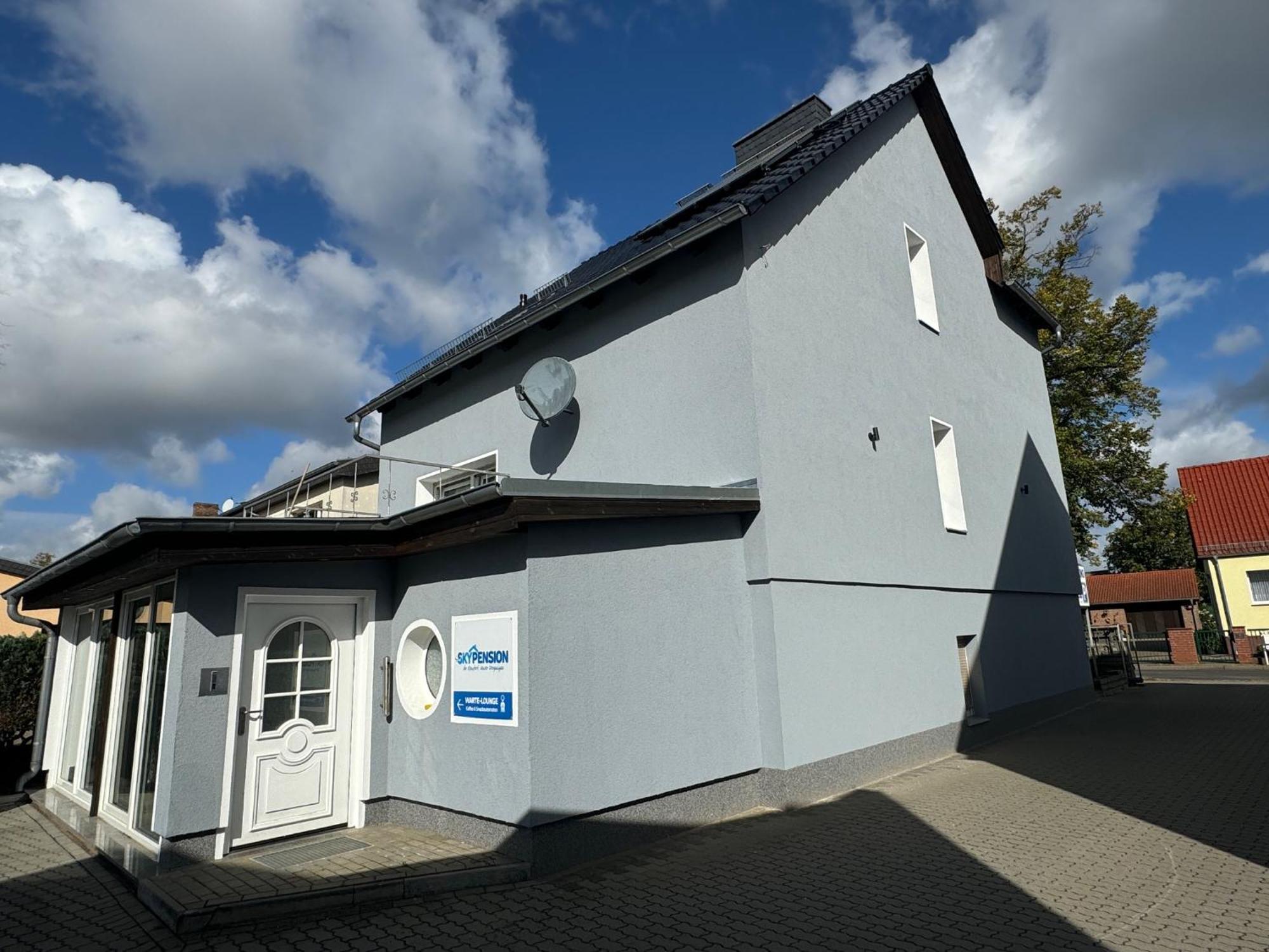 Skypension Schönefeld Exterior foto